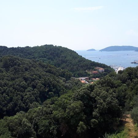 Casa Vacanze P&G. Colline, Mare, Relax La Spezia Ngoại thất bức ảnh